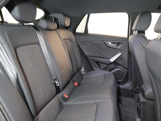 Audi Q2 35 TFSI S Edition 150pk AUT| Navi| 17'LM-velgen| extra geting glas| Matrix LED