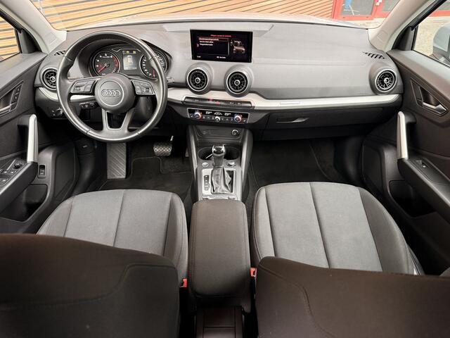 Audi Q2 35 TFSI Business Edition Camera / Clima / Stoelverwarming / Carplay