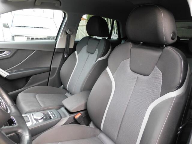 Audi Q2 35 TFSI S Edition TOPSTAAT! CARPLAY/ANDROID! ACHTERUITRIJCAM! STOELVERW!NAVI! CRUISE! CLIMA! TREKHAAK!