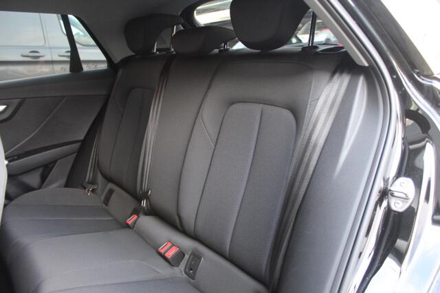 Audi Q2 30 TFSI Sport Camera, Cruise, Cimatecontrol, Parkeerassistent, Bluetooth