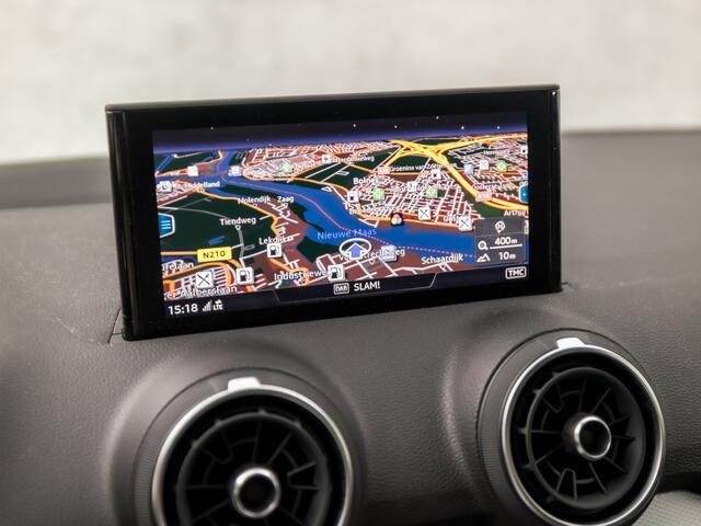 Audi Q2 1.4 TFSI Sport 150Pk Automaat (VIRTUAL COCKPIT, GROOT NAVI, CLIMATE, CAMERA, STOELVERWARMING, SPORTSTOELEN, ADAPTIVE CRUISE, TREKHAAK, LED KOPLAMPEN, NIEUWE APK, NIEUWSTAAT)