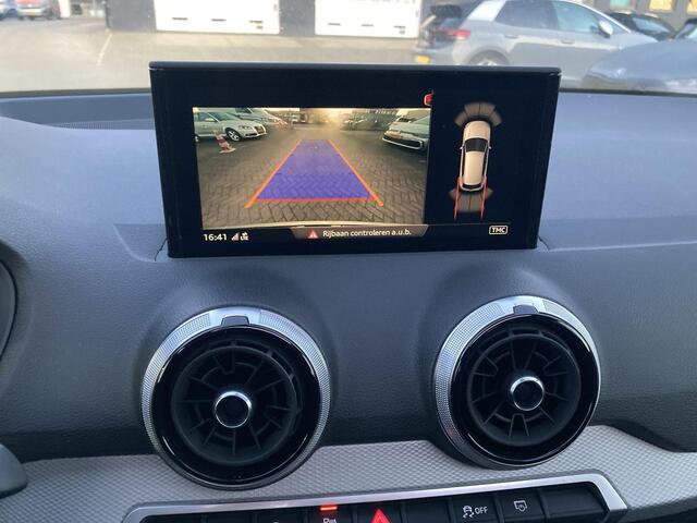 Audi Q2 35 TFSI 150PK S-Tronic S Edition · Panoramadak · Apple/Android · Camera + Parkeersensoren