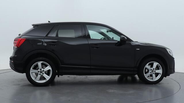 Audi Q2 35 TFSI S Edition | Stoelverwarming | Adaptive cruise | Carplay |