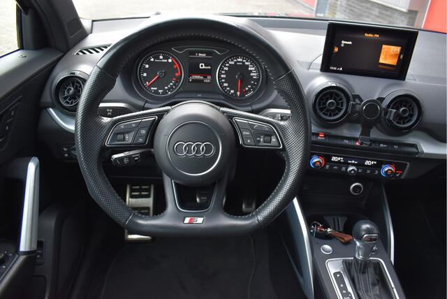 Audi Q2 35 TFSI Pro Line S-Line adaptive cruise, Trekhaak, Stoelverwarming, Camera, PDC