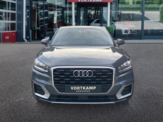 Audi Q2 30 TFSI DESIGN TREKHAAK/AIRCO/PDCACHTER
