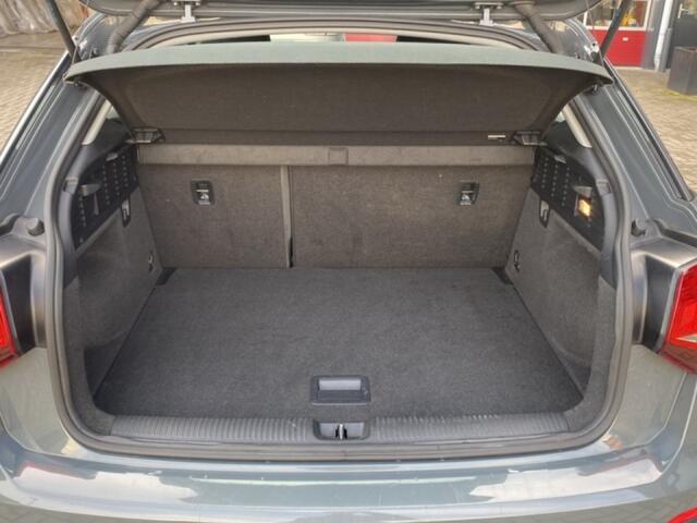 Audi Q2 30 TFSI DESIGN TREKHAAK/AIRCO/PDCACHTER