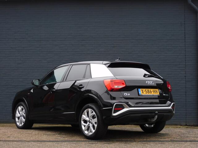 Audi Q2 35 TFSI S Edition TOPSTAAT! CARPLAY/ANDROID! STOELVERWARMING! ALL SEASONS! TREKHAAK!