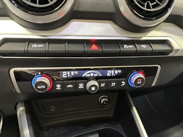 Audi Q2 35 TFSI 150pk S-tronic S Edition · Panoramadak · Apple/Android Car Play · Stoelverwarming · Navigatie · 17'' Inch ·