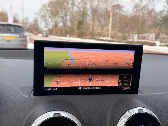 Audi Q2 35 TFSI S Edition 150pk Automaat | Trekhaak | Stoelverwarming | Elek Achterklep | Navigatie | S-line