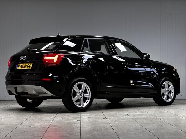 Audi Q2 30 TFSI epic/ LED Koplampen!/ Trekhaak/ LED Dagrijverl./ 17''LMV/ Clima/ Navi/ Cruise/ Bluetooth/ Multi.LEDER.Stuur/ Elek.Pakket/ Isofix/ PDC Achter.