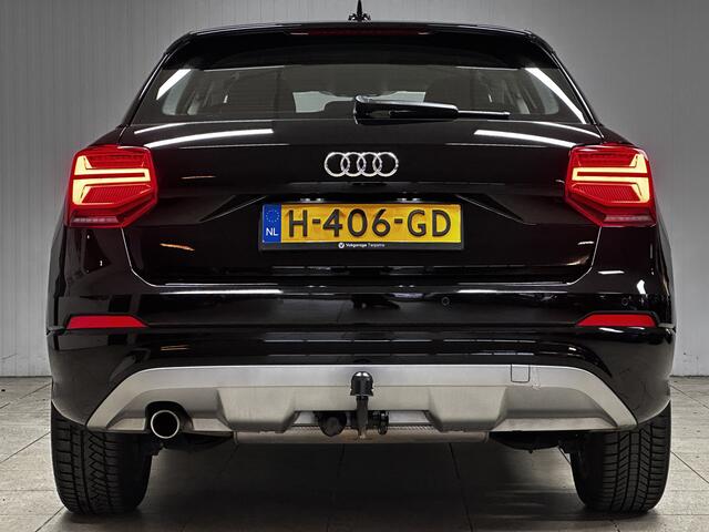Audi Q2 30 TFSI epic/ LED Koplampen!/ Trekhaak/ LED Dagrijverl./ 17''LMV/ Clima/ Navi/ Cruise/ Bluetooth/ Multi.LEDER.Stuur/ Elek.Pakket/ Isofix/ PDC Achter.