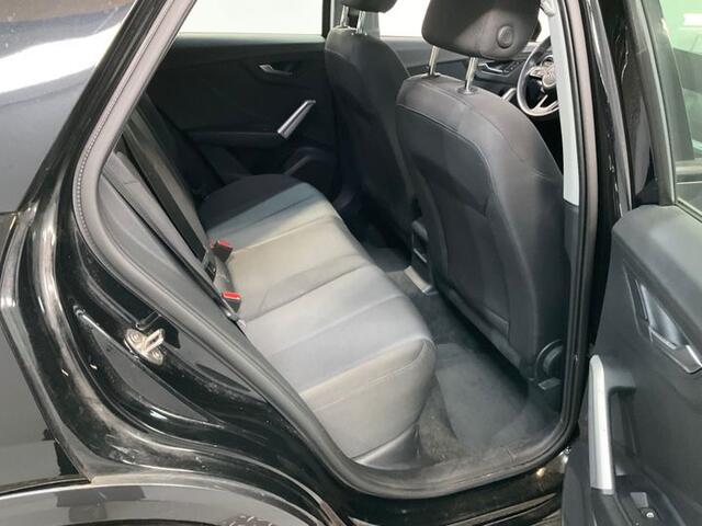 Audi Q2 35 TFSI 150pk Automaat Advanced Edition / Panoramadak / Trekhaak / Stoelverwarming / Wordt Verwacht