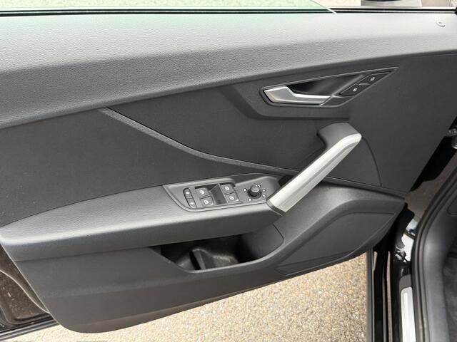 Audi Q2 35 TFSI 150pk S-tronic Advanced | Trekhaak | 4-season| Vernieuwd dashboard | Camera | Carplay | Adapt. Cruise | Rijklaar incl. garantie