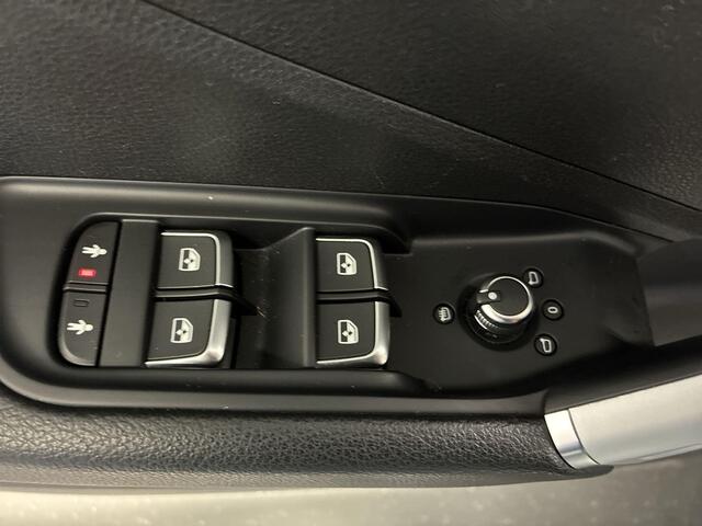 Audi Q2 30 TFSI 115pk Design · Navigatie · Cruise Control · P-Sensoren · Climatronic · Trekhaak · 17'' Inch ·