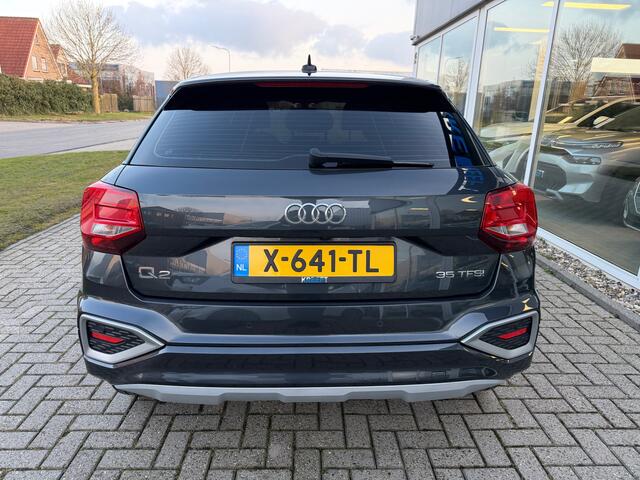 Audi Q2 35 TFSI S Edition Camera | App connect