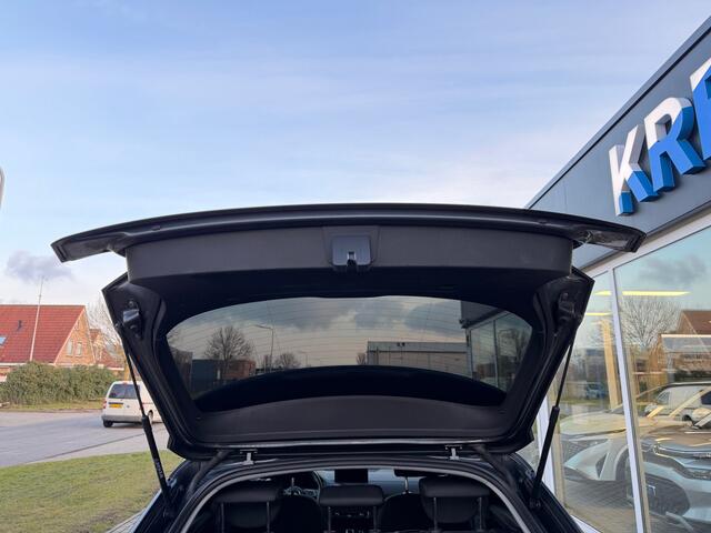 Audi Q2 35 TFSI S Edition Camera | App connect