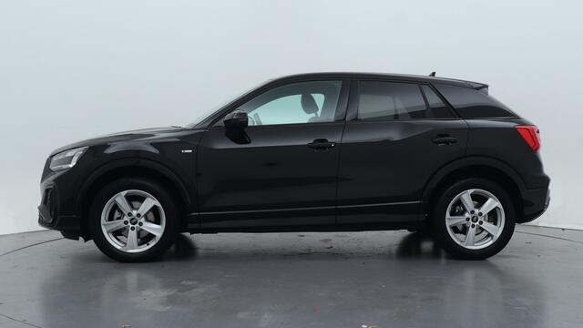 Audi Q2 35 TFSI S-Line Edition | Stoelverwarming | Carplay | Adaptive cruise | 55