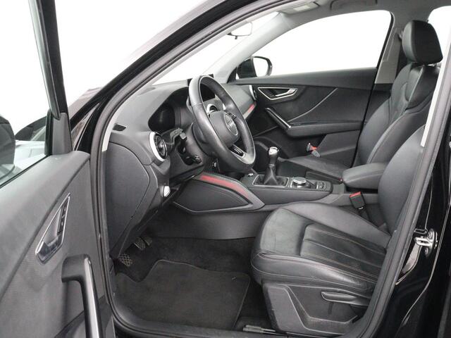 Audi Q2 35 TFSI Business Edition | Leder | Virtual Cockpit | Camera | Carplay | Navigatie | Full LED | Parkeerhulp | Climate control | Bluetooth | Cruise control