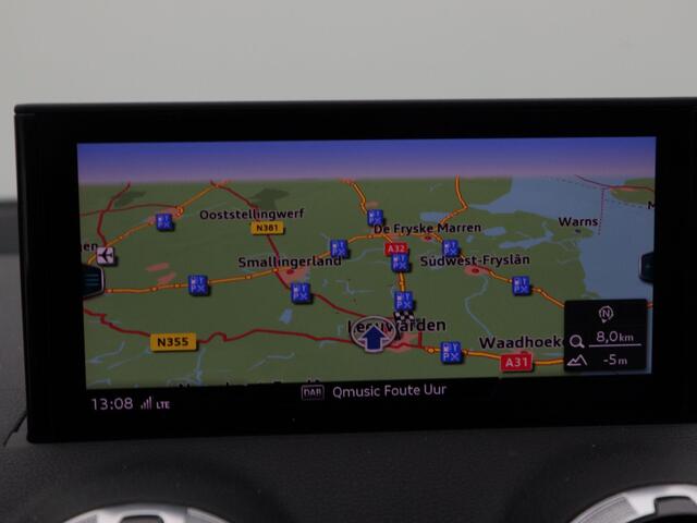 Audi Q2 35 TFSi 150 Pk Automaat S-line | Navigatie | Full LED | CarPlay | Half Leer | Climatronic | 19 Inch | 33.687 Km !!