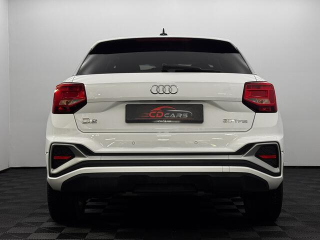 Audi Q2 35 TFSI S-line Airco, Parkeersensoren, Navi, Cruise control adaptief, Stoelverwarming, A start stop