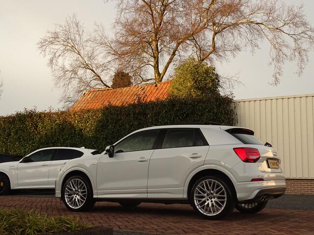 Audi Q2 40 TFSI quattro S-Line | Pano | 3x S-Line | Leer | Donkere hemel | Stoelverw | NAV