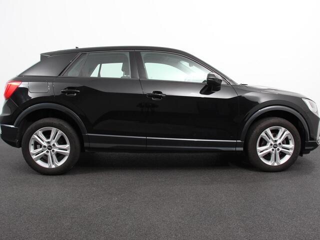Audi Q2 35 TFSI 150pk S-Tronic Prestige Navigatie Apple Carplay / Android Auto Climate Control Dab Camera Parkeer sensoren Adaptive Cruise Control