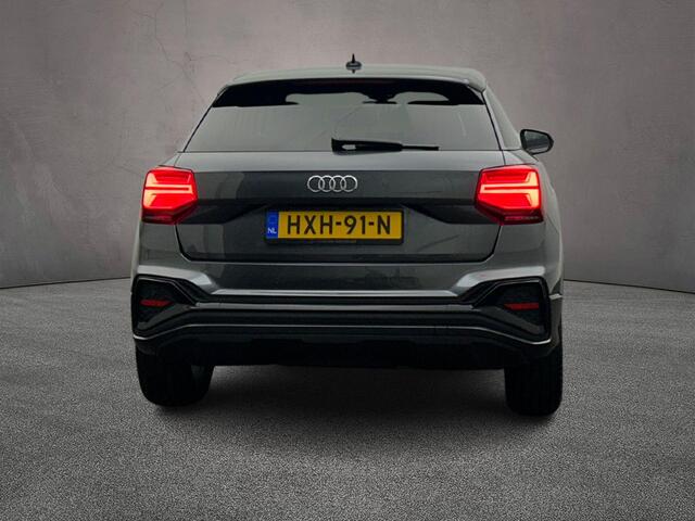 Audi Q2 35 TFSI 150PK S Edition | 18 Inch | Matrix | Zwart-Optiek | Adaptive-Cruise | Achteruitrijcamera | Sportstuur | Privacy-Glas