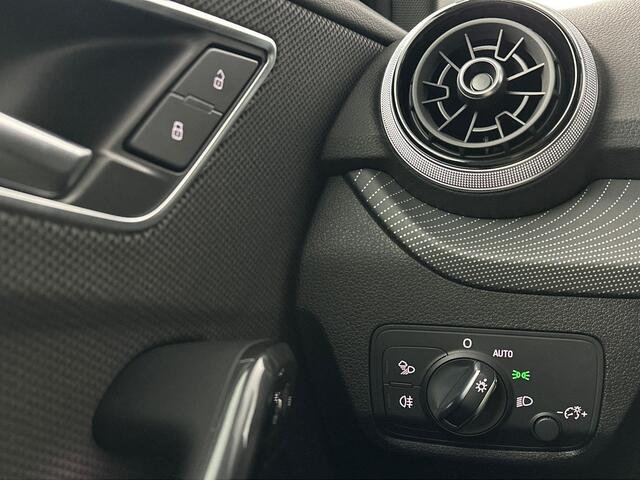 Audi Q2 S edition 35 TFSI 110 kW / 150 PK Hatchback 7 vers