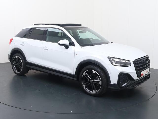 Audi Q2 35 TFSI S Edition | 150 PK | Automaat | Trekhaak | Panoramadak | Adaptive Cruisecontrol | Stoelverwarming |