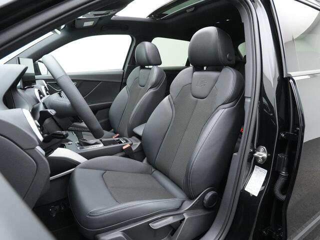 Audi Q2 35 TFSI 150 pk S-tronic S Edition / S-Line | Panoramadak | Matrix LED | Stoelverwarming | Navigatie | Carplay | Parkeersensoren achter