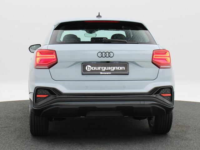 Audi Q2 S edition 35 TFSI| 150 PK | Privacy glas | Electrische achterklep | Stoelverwarming | Zwart Optiek | 17 inch