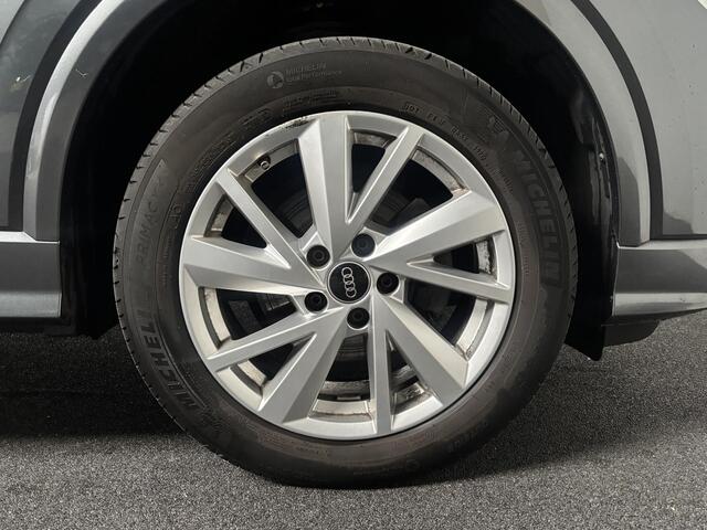 Audi Q2 35 TFSI S-Line Edition Navigatie Apple Carplay/Android auto Camera Climate Control Electrische kofferbak Adaptive Cruise control Parkeer sensoren