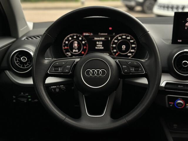 Audi Q2 35 TFSI S Edition Pano/ECC/Stoel verwarming/ CarPlay/Camera.