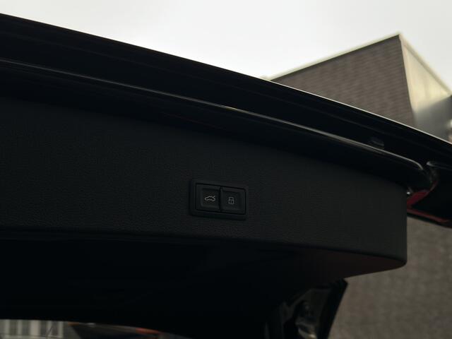 Audi Q2 35 TFSI S Edition Pano/ECC/Stoel verwarming/ CarPlay/Camera.