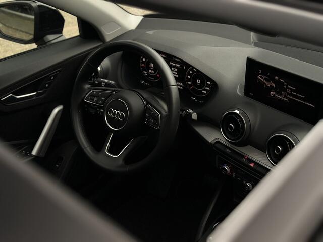 Audi Q2 35 TFSI S Edition Pano/ECC/Stoel verwarming/ CarPlay/Camera.