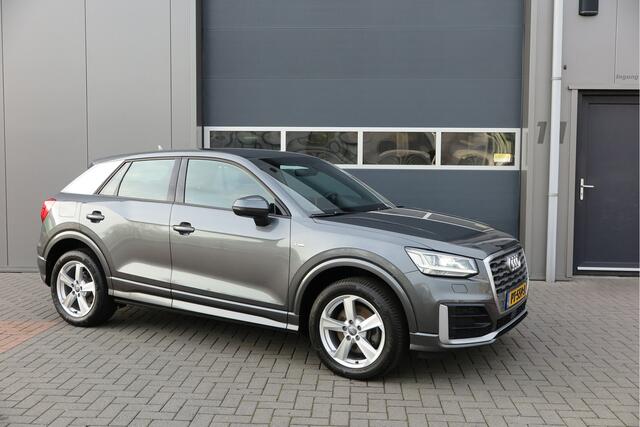 Audi Q2 1.0 TFSI 116pk S-Tronic 2x S-Line Trekhaak , Navigatie , Led , Parkeersensoren, LMV , Telefoonintegratie , etc.