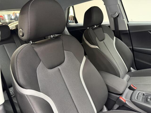 Audi Q2 35 TFSI Design Automaat | Stoel verw voor | All weatherbanden | Clima