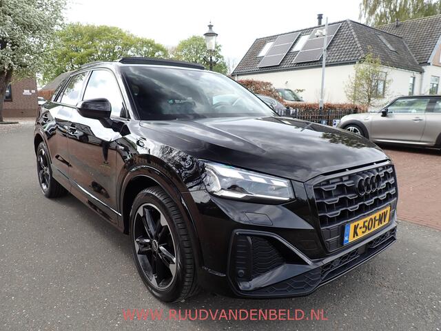 Audi Q2 35 TFSI S Edition S-LINE / NAVI / SCHUIF-KANTELDAK / 18" INCH