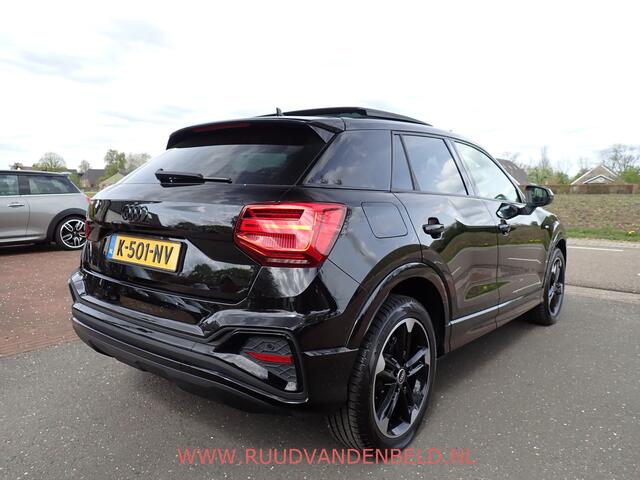 Audi Q2 35 TFSI S Edition S-LINE / NAVI / SCHUIF-KANTELDAK / 18" INCH