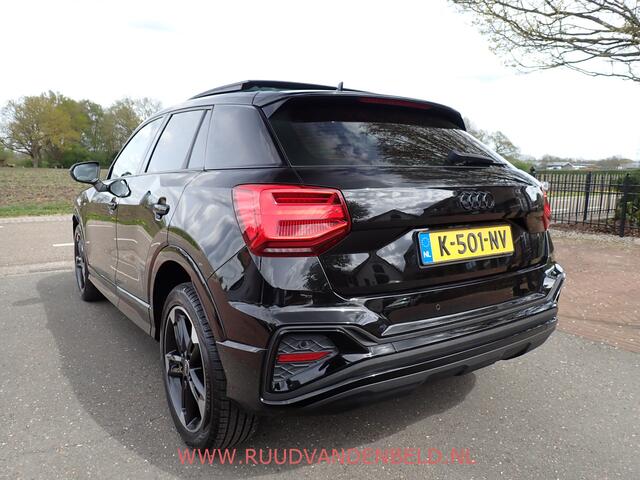 Audi Q2 35 TFSI S Edition S-LINE / NAVI / SCHUIF-KANTELDAK / 18" INCH