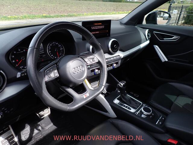 Audi Q2 35 TFSI S Edition S-LINE / NAVI / SCHUIF-KANTELDAK / 18" INCH