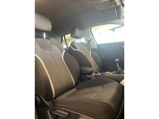 Audi Q2 35 TFSI CoD Sport Pro S-Line 150PK | Keyless | Apple carplay | Cruise control | Climate control | Stoelverwarming | Elek. kofferklep | Afneembare trekhaak | Matrix LED