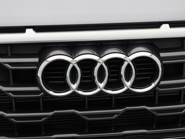 Audi Q2 S edition 35 TFSI | 150 PK | Privacy glas | 17 inch | Park assist | Stoelverwarming |