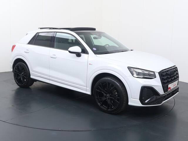 Audi Q2 35 TFSI S Edition | 150 PK | Automaat | Trekhaak | Panoramadak | 19" LM velgen | Matrix LED koplampen | Navigatiesysteem |