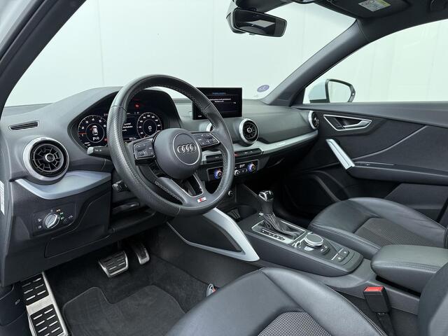 Audi Q2 35 TFSI S Edition | 150 PK | Automaat | Trekhaak | Panoramadak | 19" LM velgen | Matrix LED koplampen | Navigatiesysteem |