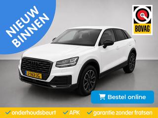 audi-q2-1.0-tfsi-sport-black-white-