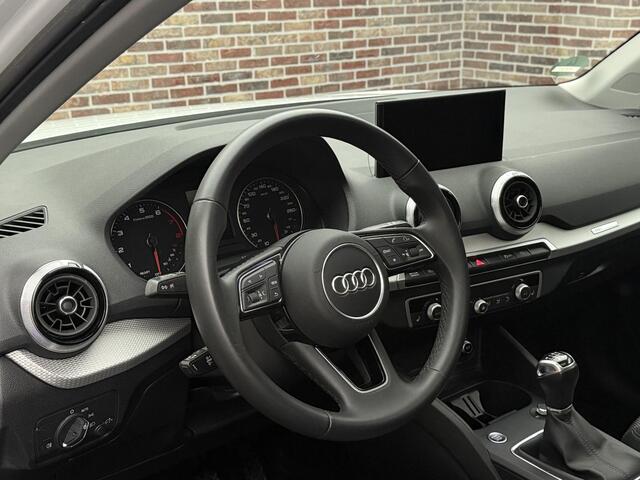 Audi Q2 35 TFSI S Edition S Line Panoramadak Stoelverwrm
