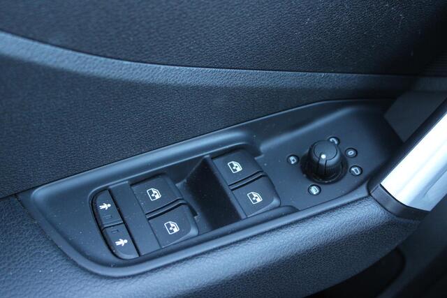 Audi Q2 30 TFSI epic Led/Navi/Clima/NL Auto!!