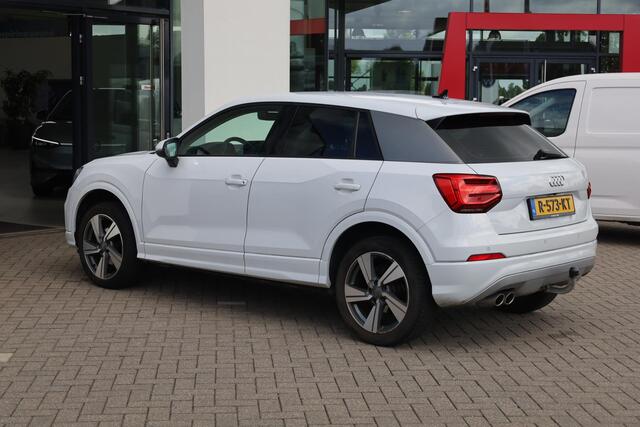 Audi Q2 35 TFSI CoD Sport Edition #2 Achteruitrijcamera, dimmende spiege,l spiegels inklapbaar, cruise control, ACC, dodehoek sensor, keyless, elektrische achterklep, stoelverwarming en pdc voor en achter