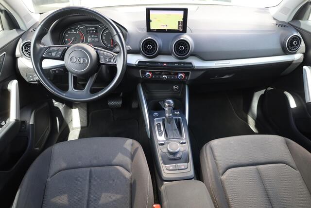 Audi Q2 35 TFSI CoD Sport Edition #2 Achteruitrijcamera, dimmende spiege,l spiegels inklapbaar, cruise control, ACC, dodehoek sensor, keyless, elektrische achterklep, stoelverwarming en pdc voor en achter